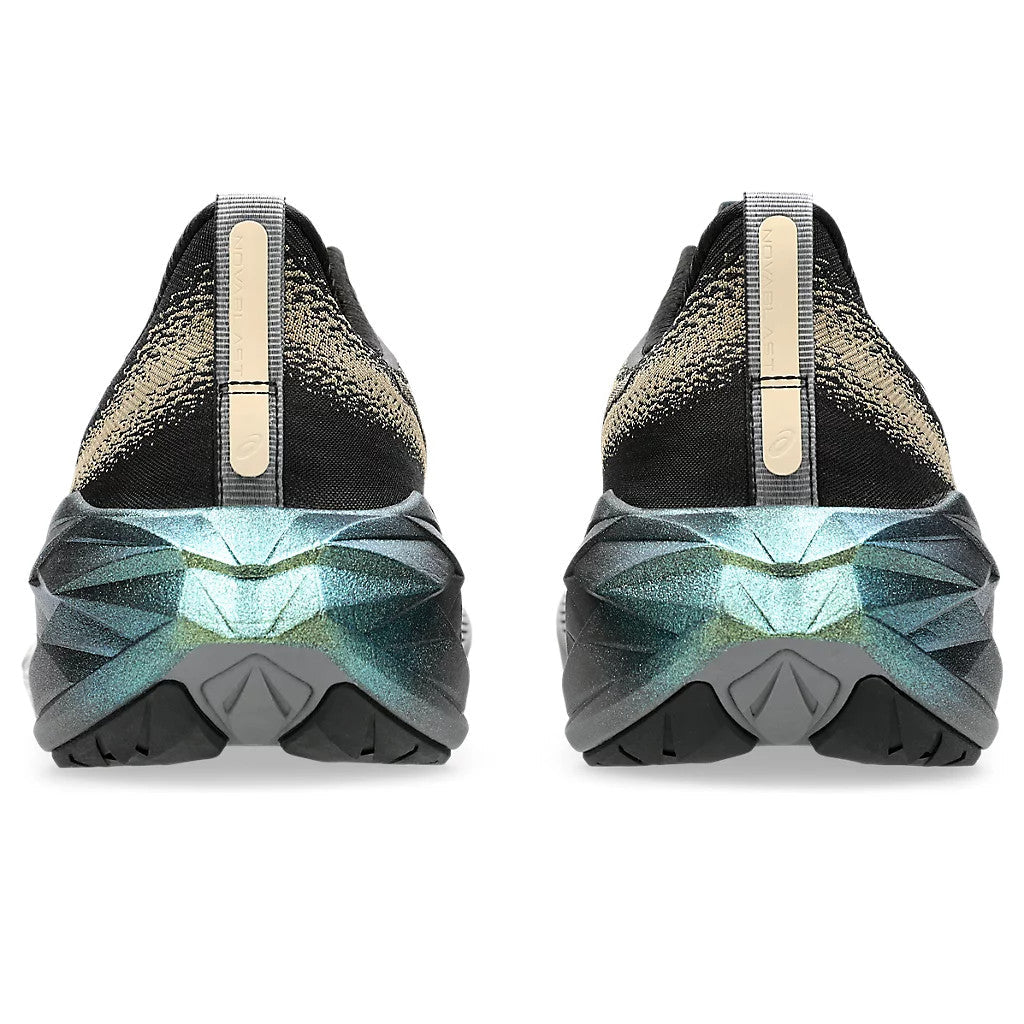 Asics NovaBlast  4 'Black Gold'