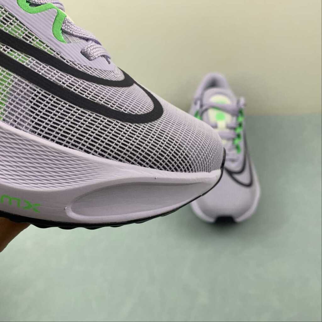 Nike Zoom Fly 5 'Barely Grape'