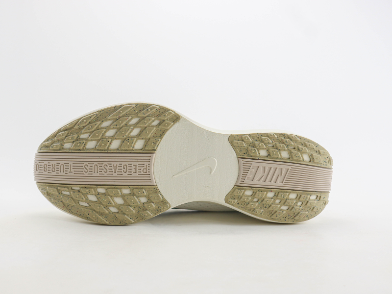 Nike Pegasus Plus "Black-White"