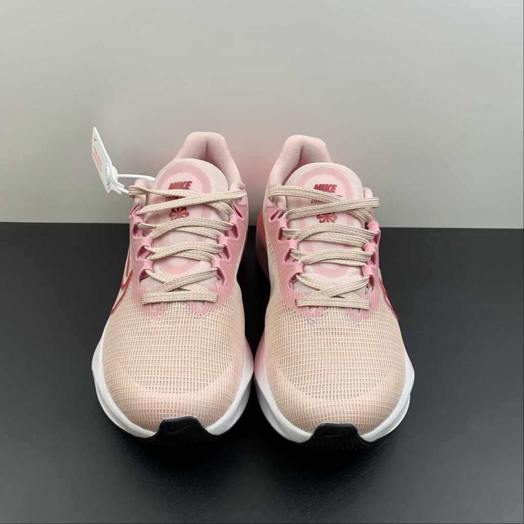 Nike Zoom Fly 5 'Pink Oxford'