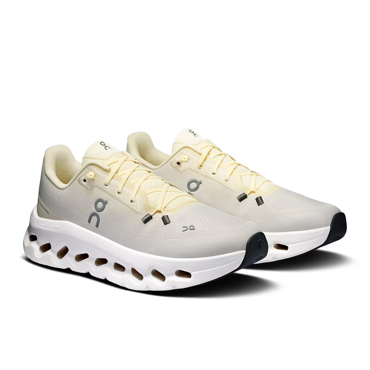 On Cloudtilt 'Castor Pearl'