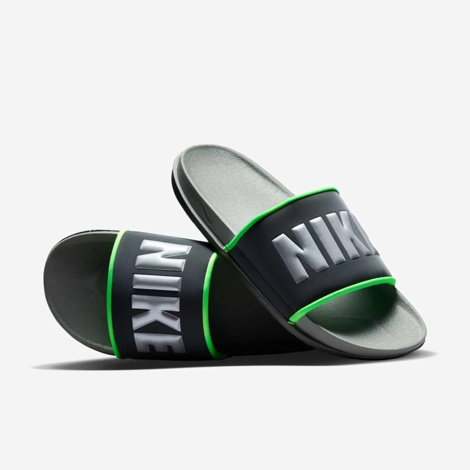 Chinelo Nike 'Offcourt'