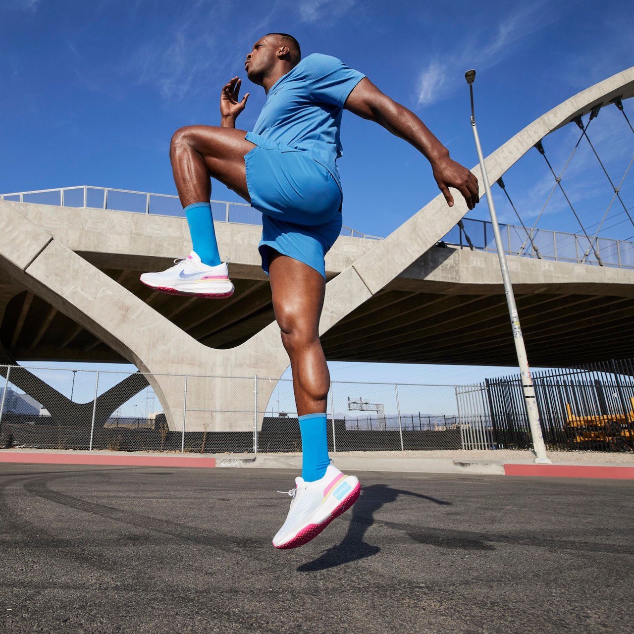 Nike Invincible Run 3 'Photon Dust'