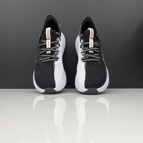 Hoka Carbon X3 - Preto/Branco